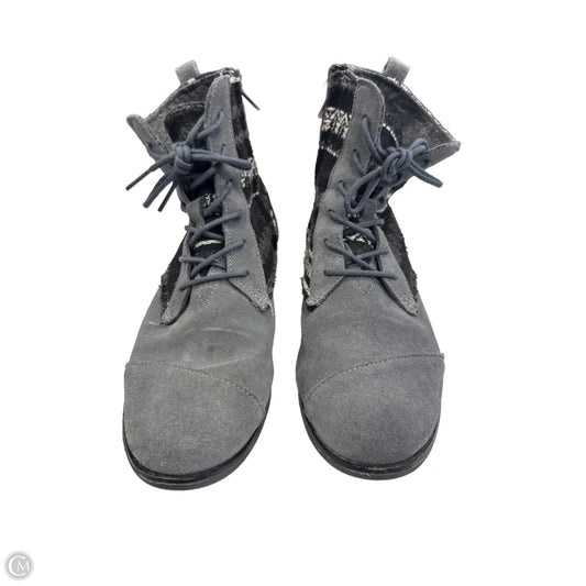 Boots Ankle Flats By Toms In Grey, Size: 7.5