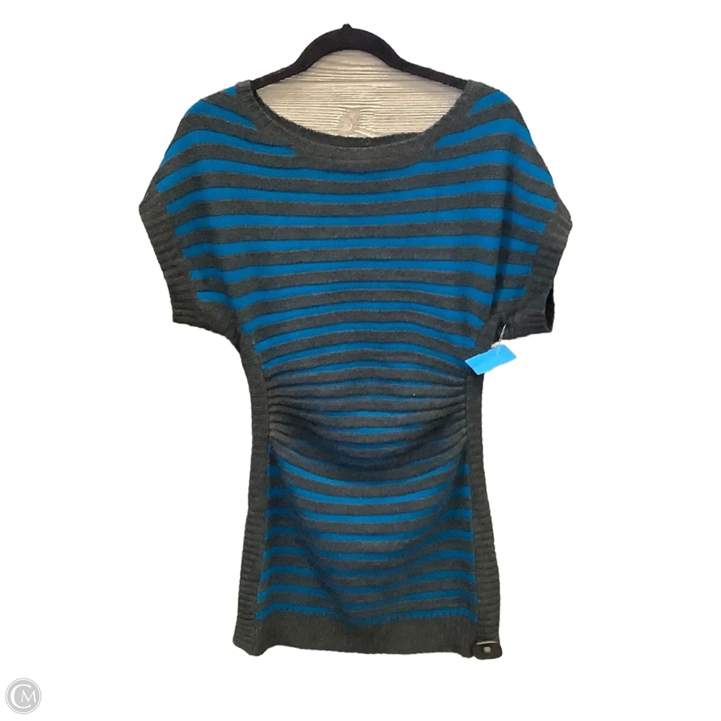 Sweater Short Sleeve By Clothes Mentor In Striped Pattern, Size: S