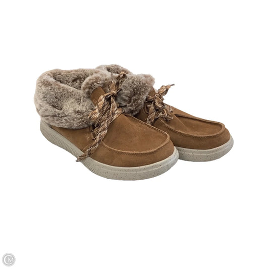 Shoes Flats By Bobs In Brown, Size: 7