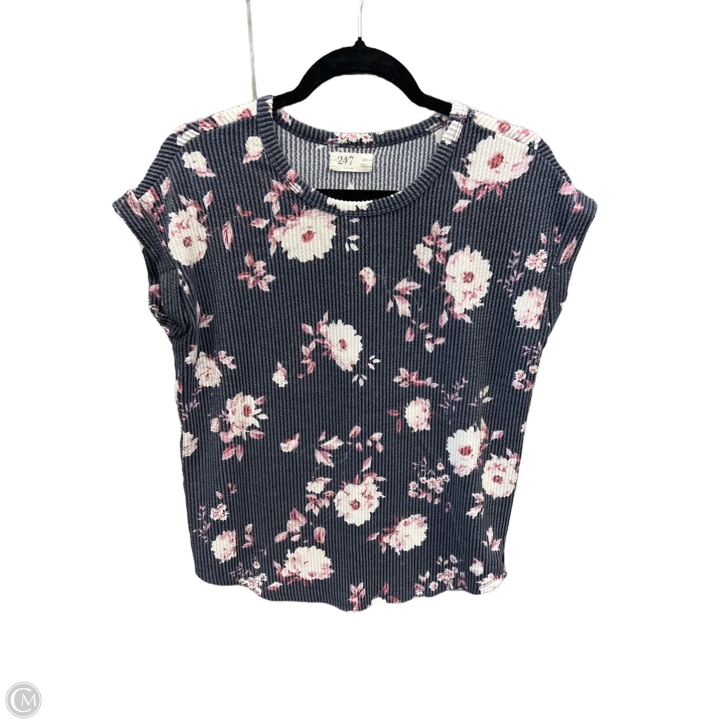 Top Short Sleeve By Maurices In Purple, Size: Xs