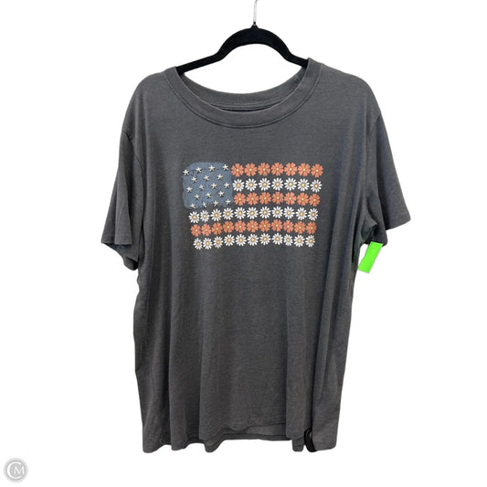 Top Short Sleeve By Maurices In Grey, Size: L