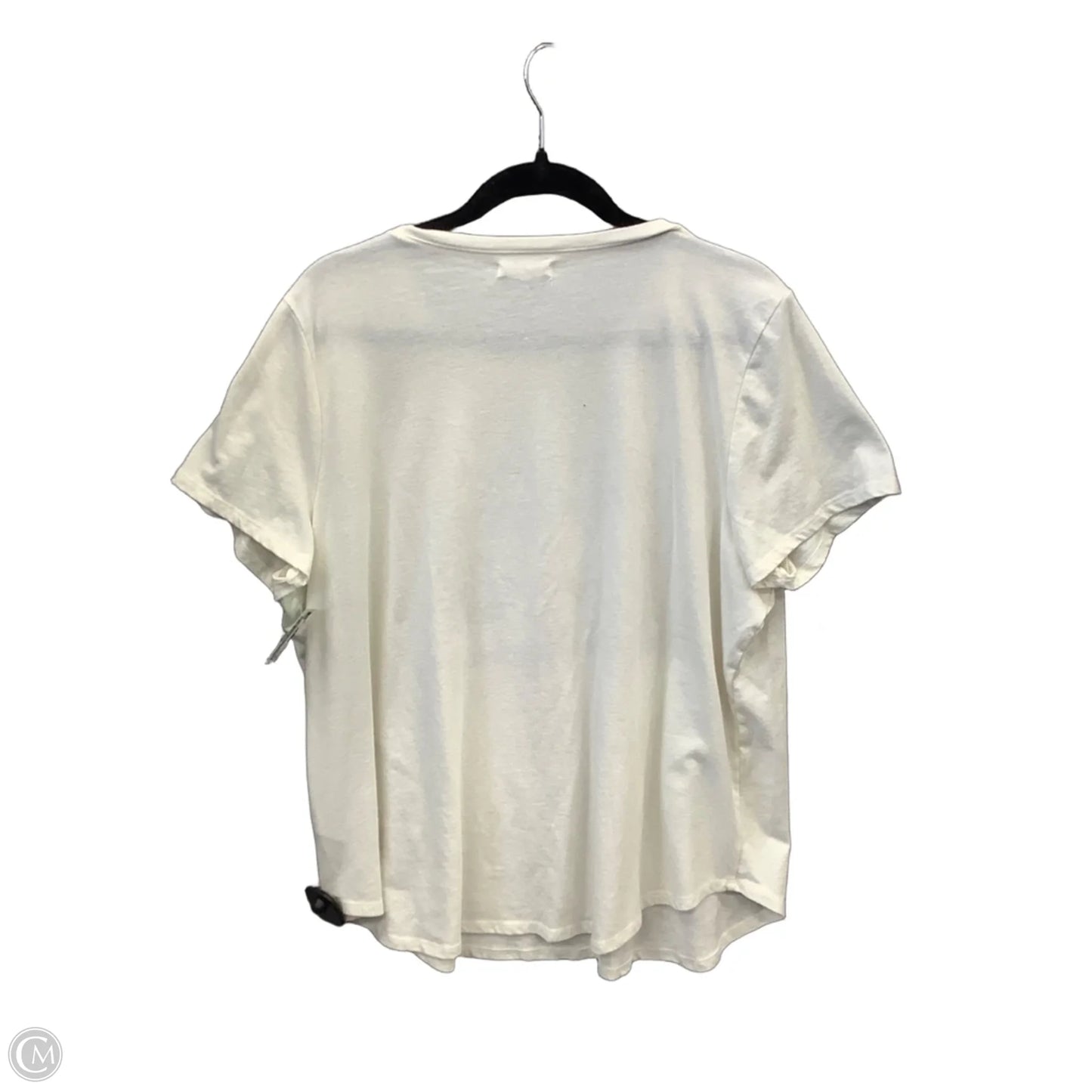 Top Short Sleeve By Maurices In White, Size: 2x