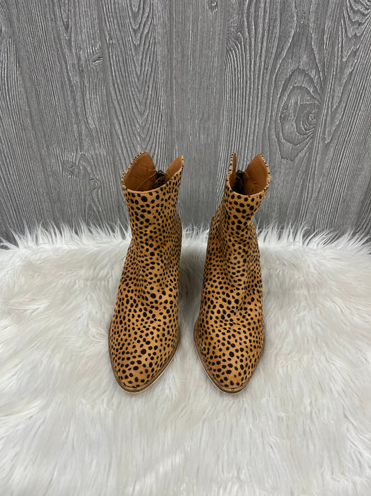 Boots Ankle Heels By Clothes Mentor In Animal Print, Size: 10