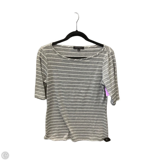 Top Short Sleeve By Green Envelope In Grey & White, Size: L