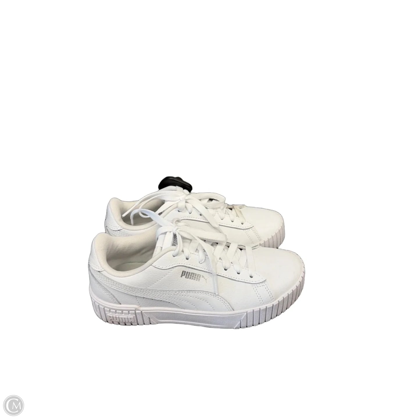 Shoes Sneakers By Puma In White, Size: 6