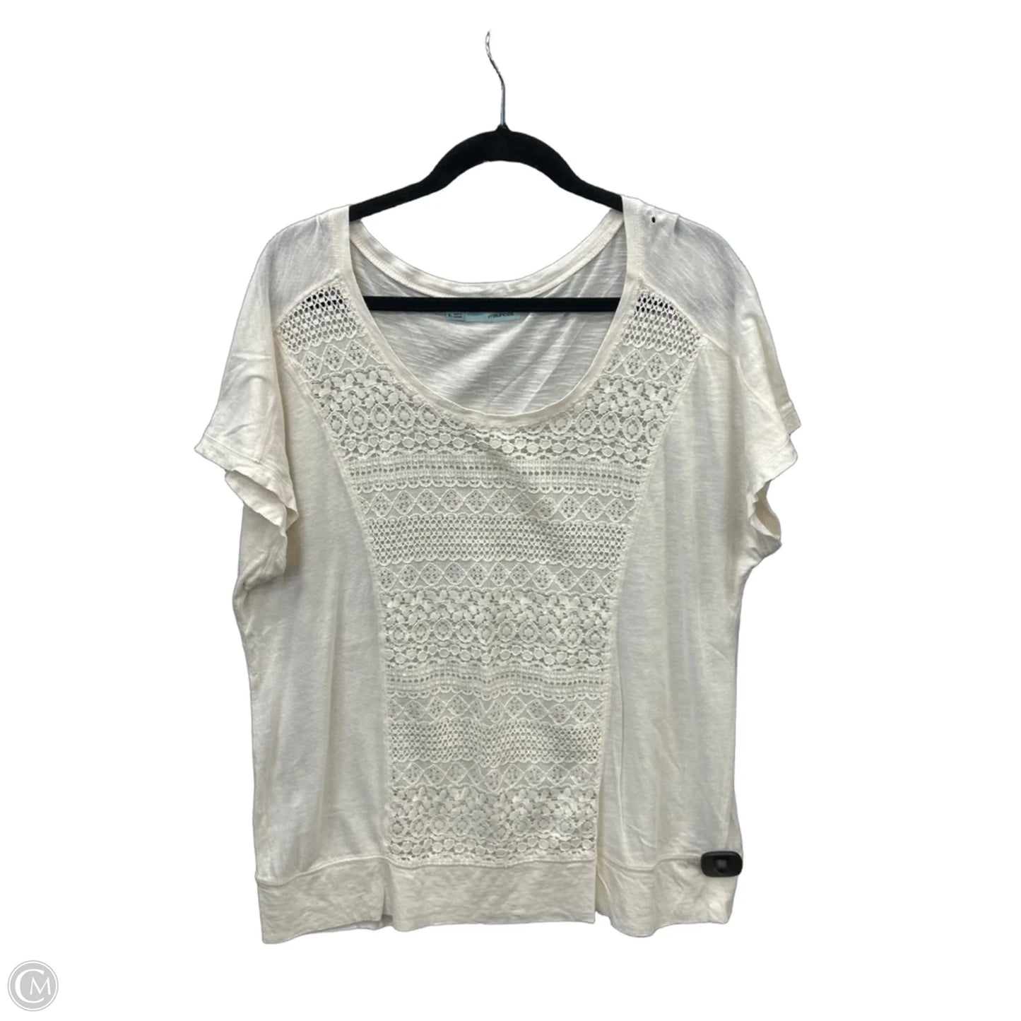 Top Short Sleeve By Maurices In Cream, Size: Xl