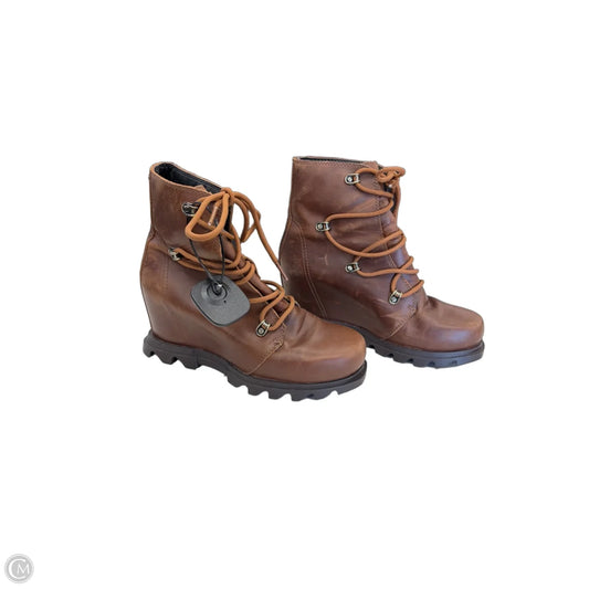 Boots Ankle Heels By Sorel In Brown, Size: 6.5