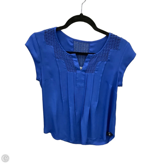Top Short Sleeve By Daniel Rainn In Blue, Size: S