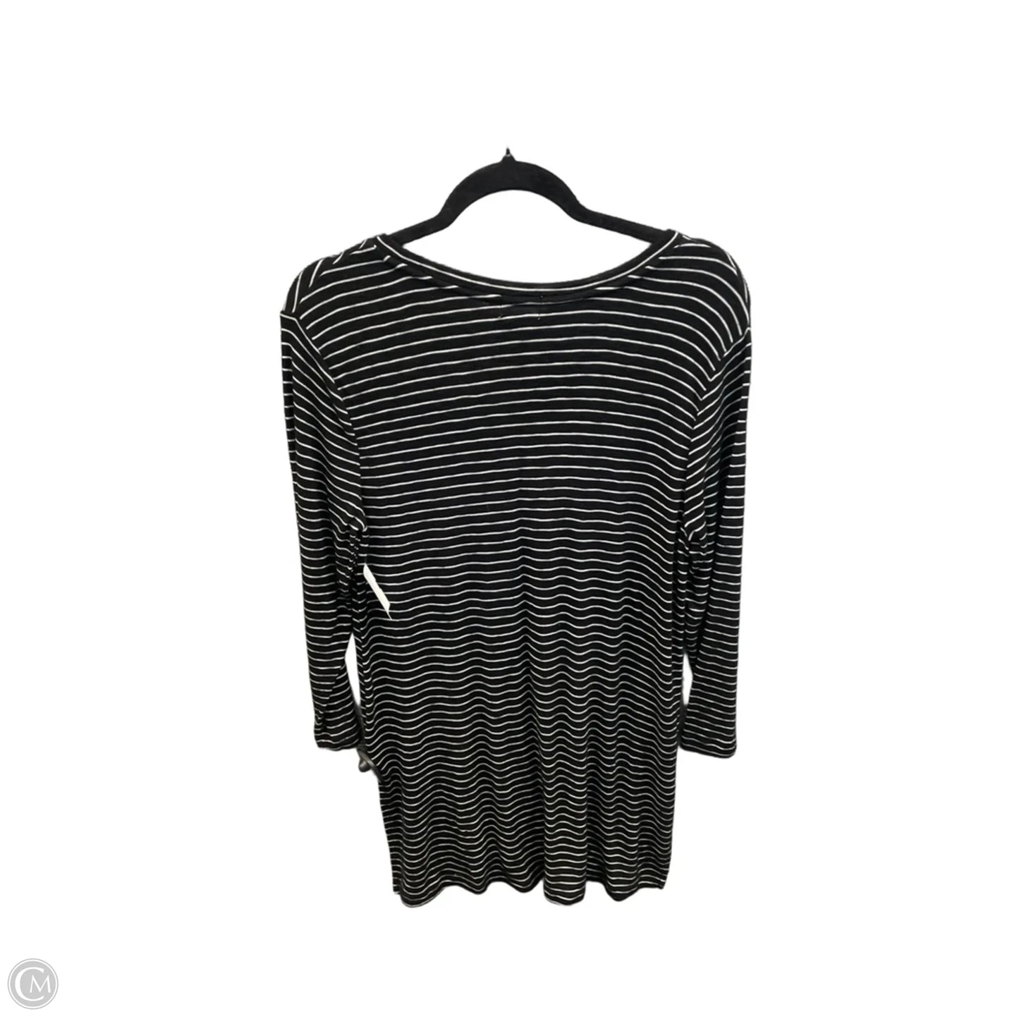 Top Long Sleeve By Old Navy In Black & White, Size: L