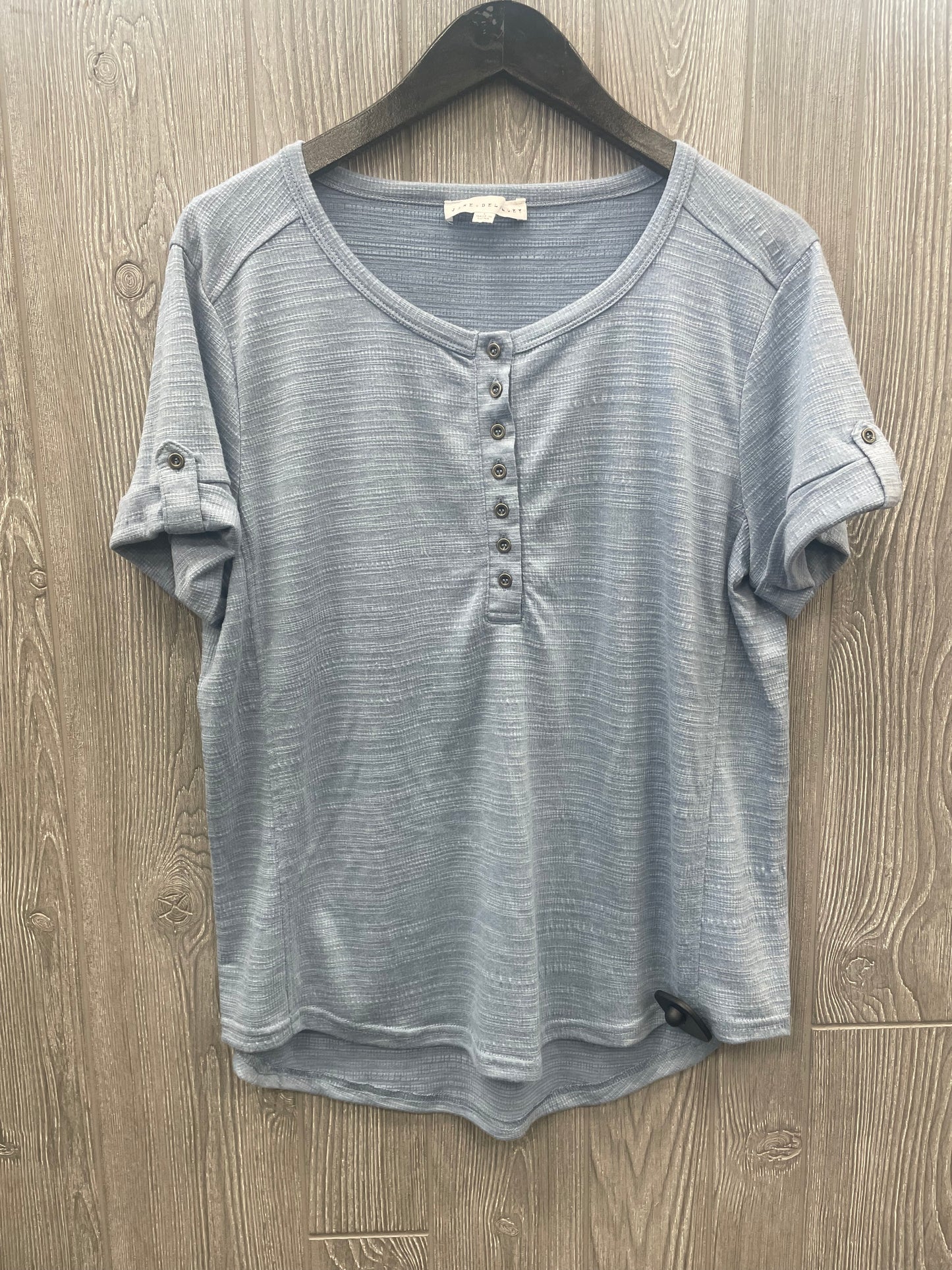 Top Short Sleeve By Jane And Delancey  Size: L