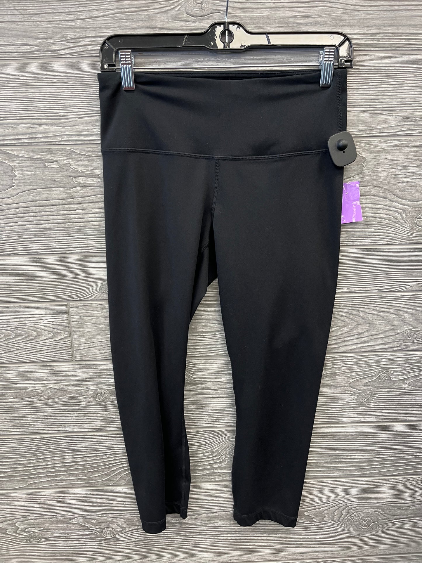 Athletic Capris By Yogalicious In Black, Size: M