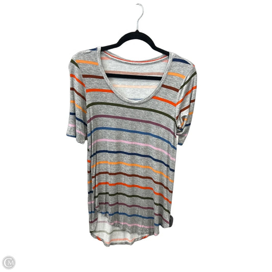 Top Short Sleeve By Maurices In Grey, Size: Xs