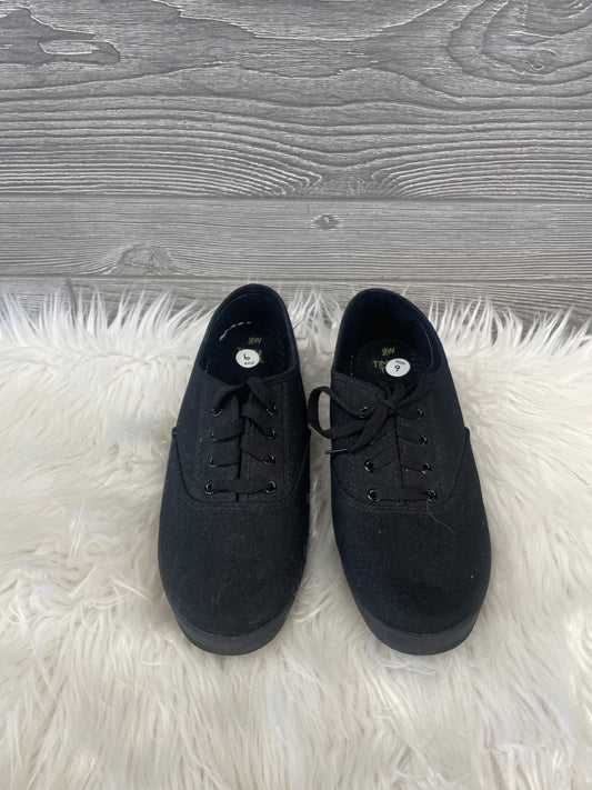 Shoes Sneakers By Time And Tru In Black, Size: 9