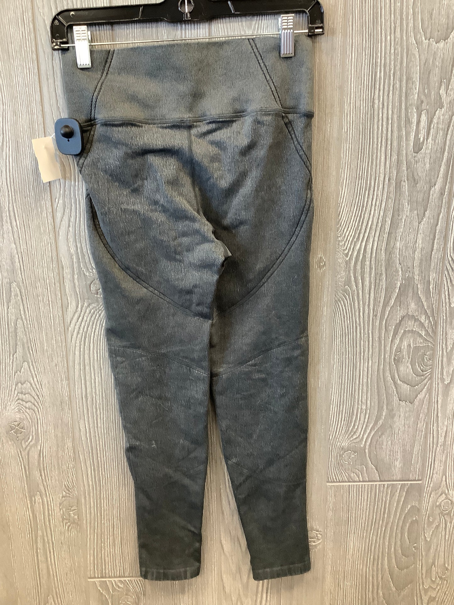 Athletic Leggings By Aerie In Grey, Size: M