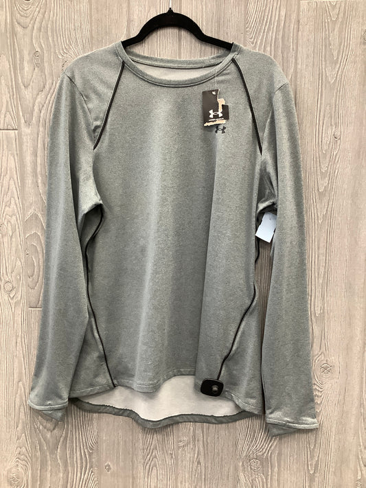 Athletic Top Long Sleeve Crewneck By Under Armour In Grey, Size: 2x