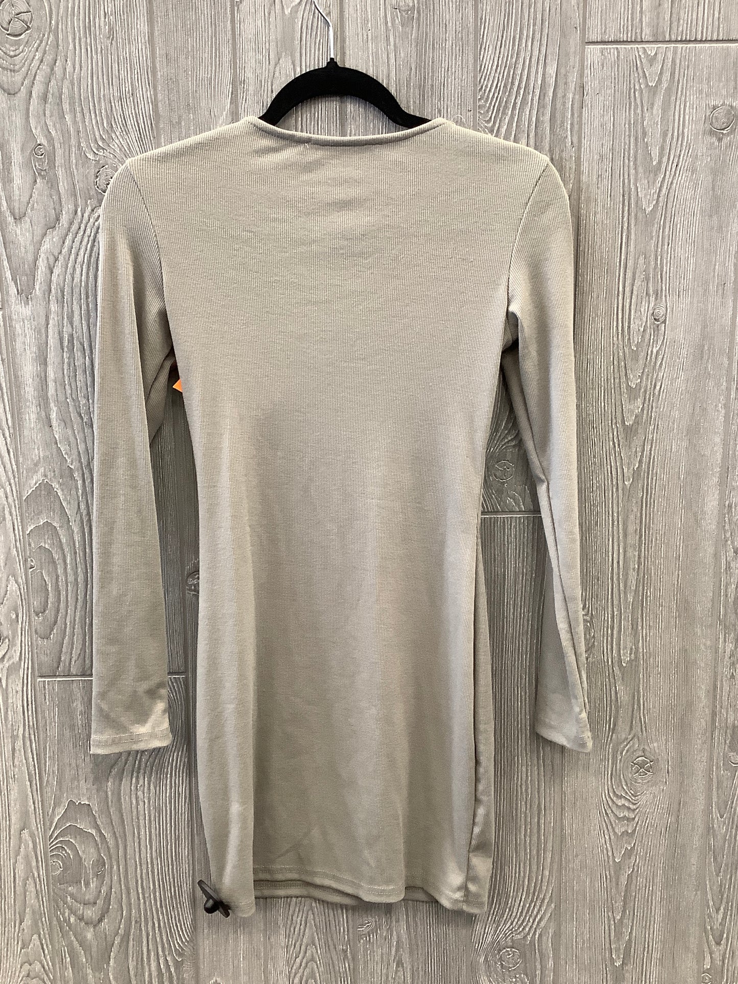 Dress Casual Midi By Clothes Mentor In Grey, Size: Xs