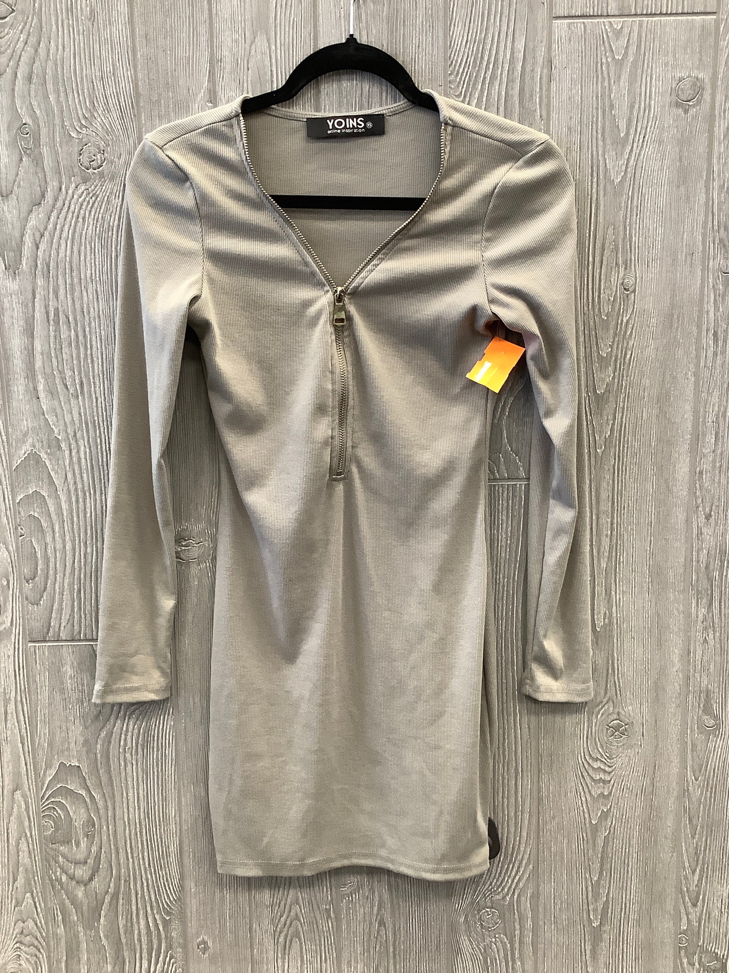 Dress Casual Midi By Clothes Mentor In Grey, Size: Xs