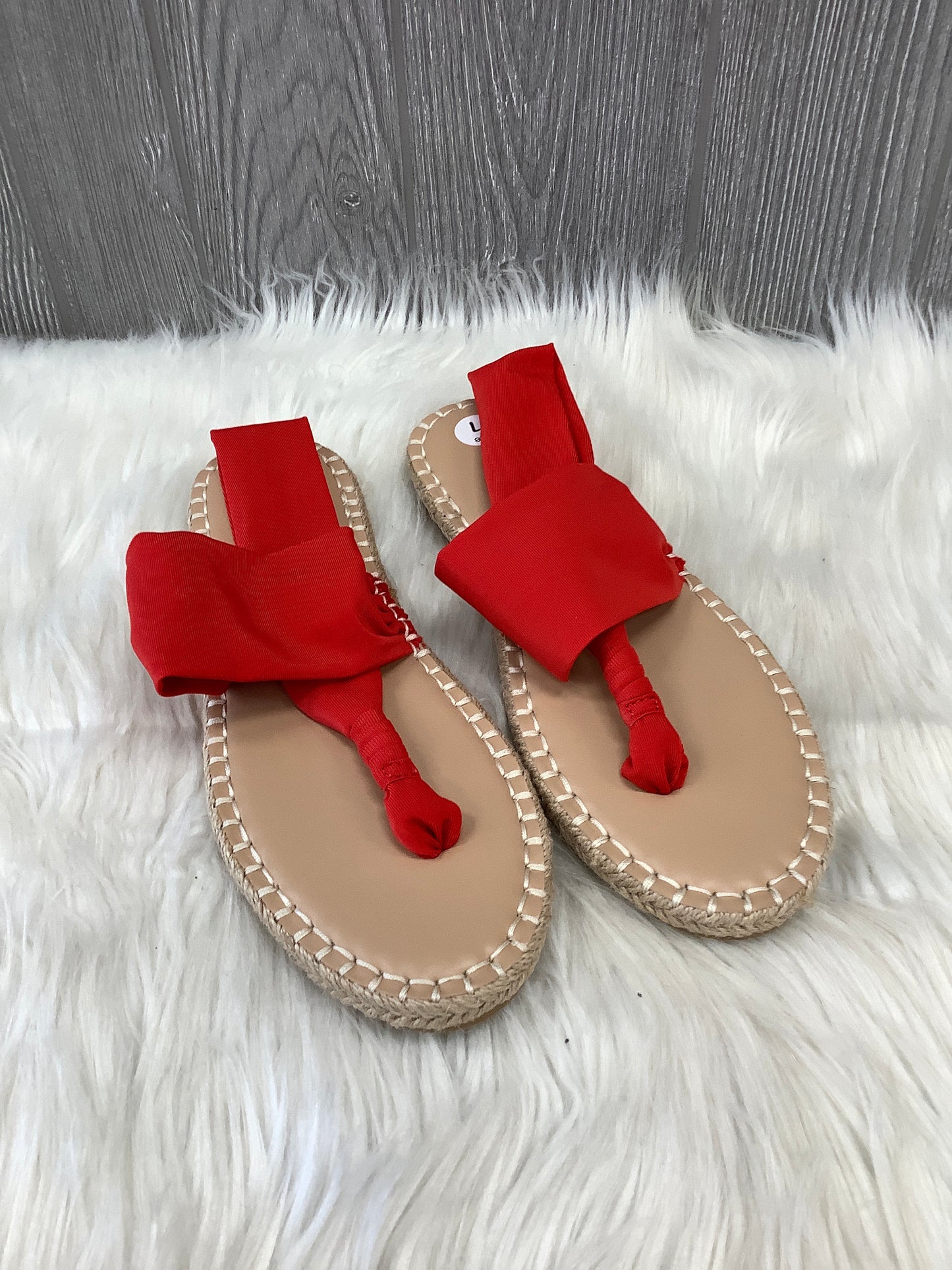 Sandals Flip Flops By Shoedazzle In Red & Tan, Size: 7