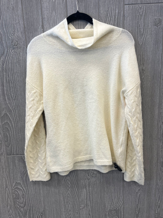 Sweater By Calvin Klein In Cream, Size: M