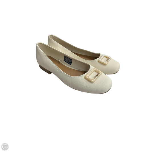 Shoes Flats By Nautica In Tan, Size: 9