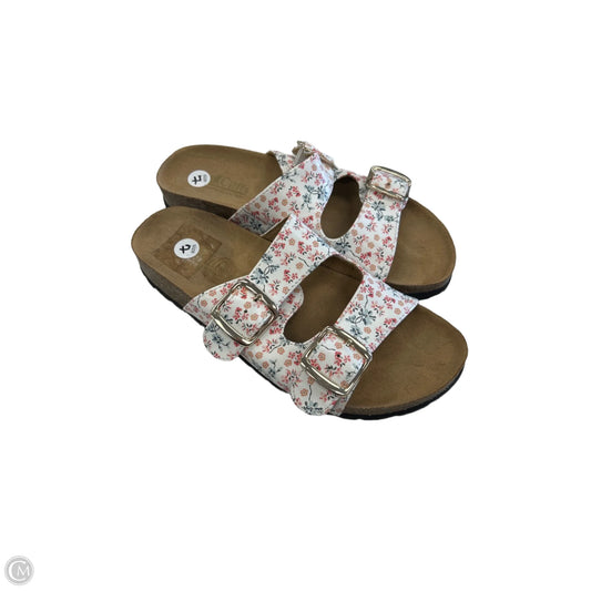Sandals Flats By Clothes Mentor In Floral Print, Size: 7