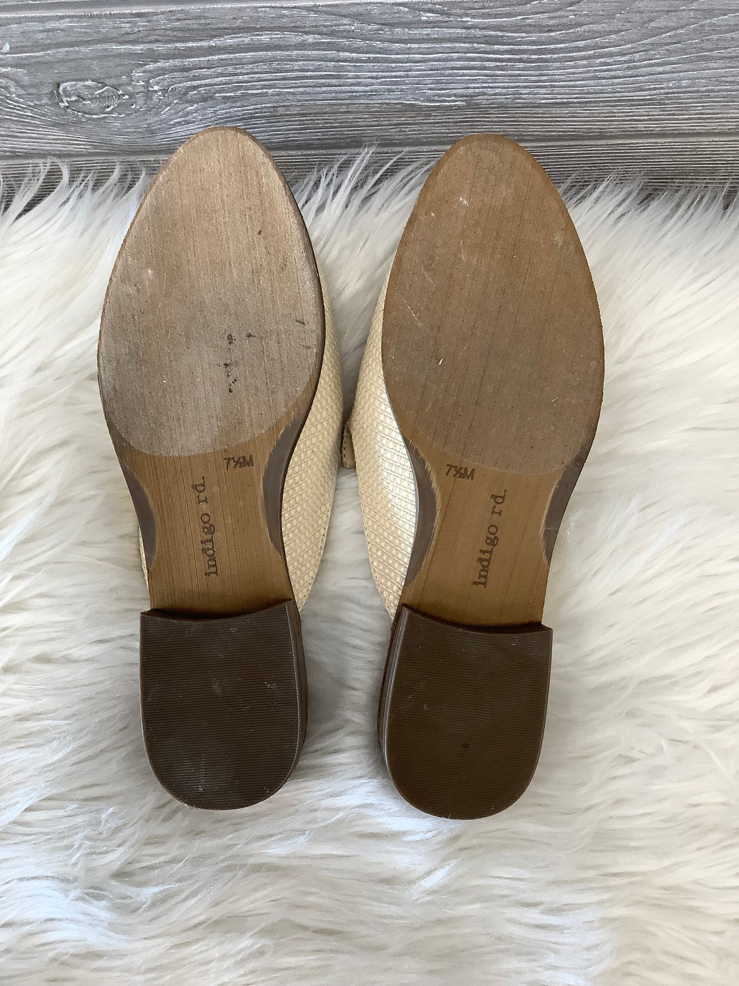 Tan Sandals Flats Indigo, Size 7.5