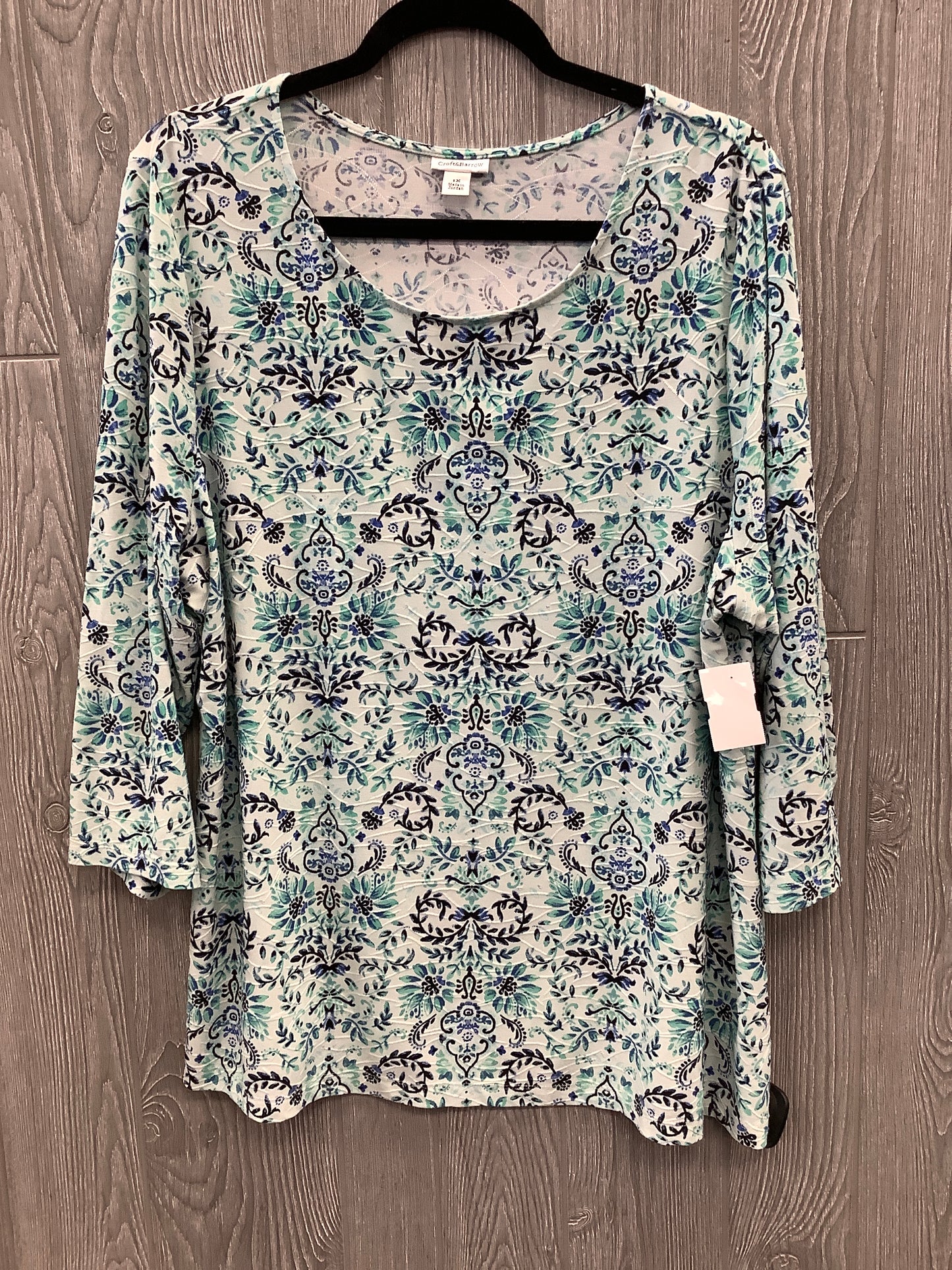 Top Long Sleeve By Croft And Barrow In Green, Size: 1x