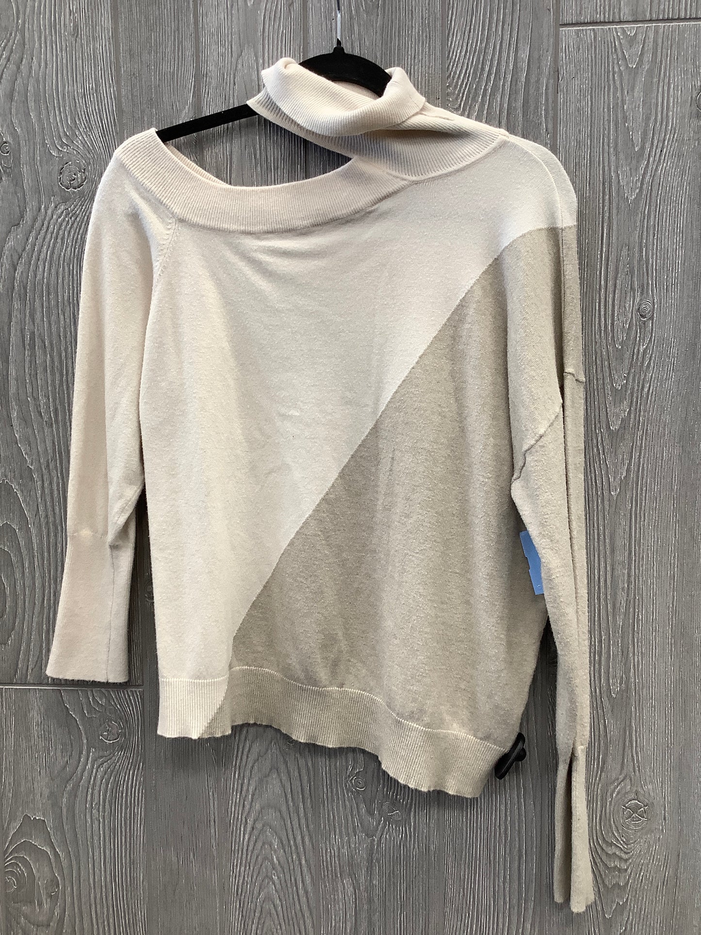 Sweater By Clothes Mentor In Cream, Size: L