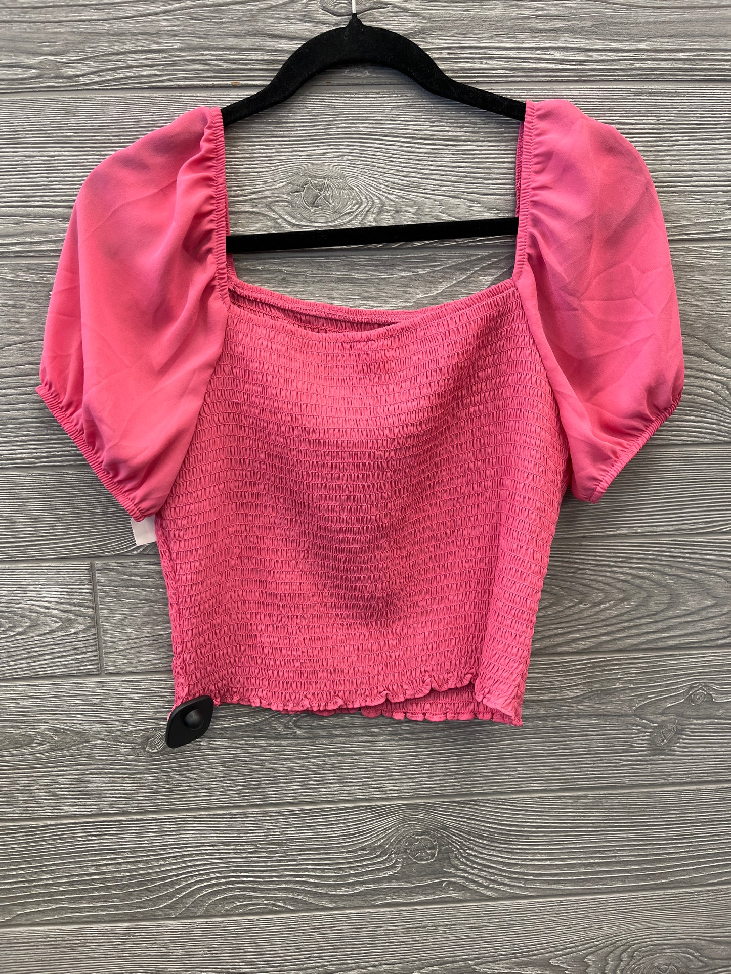 Top Short Sleeve By Clothes Mentor In Pink, Size: M