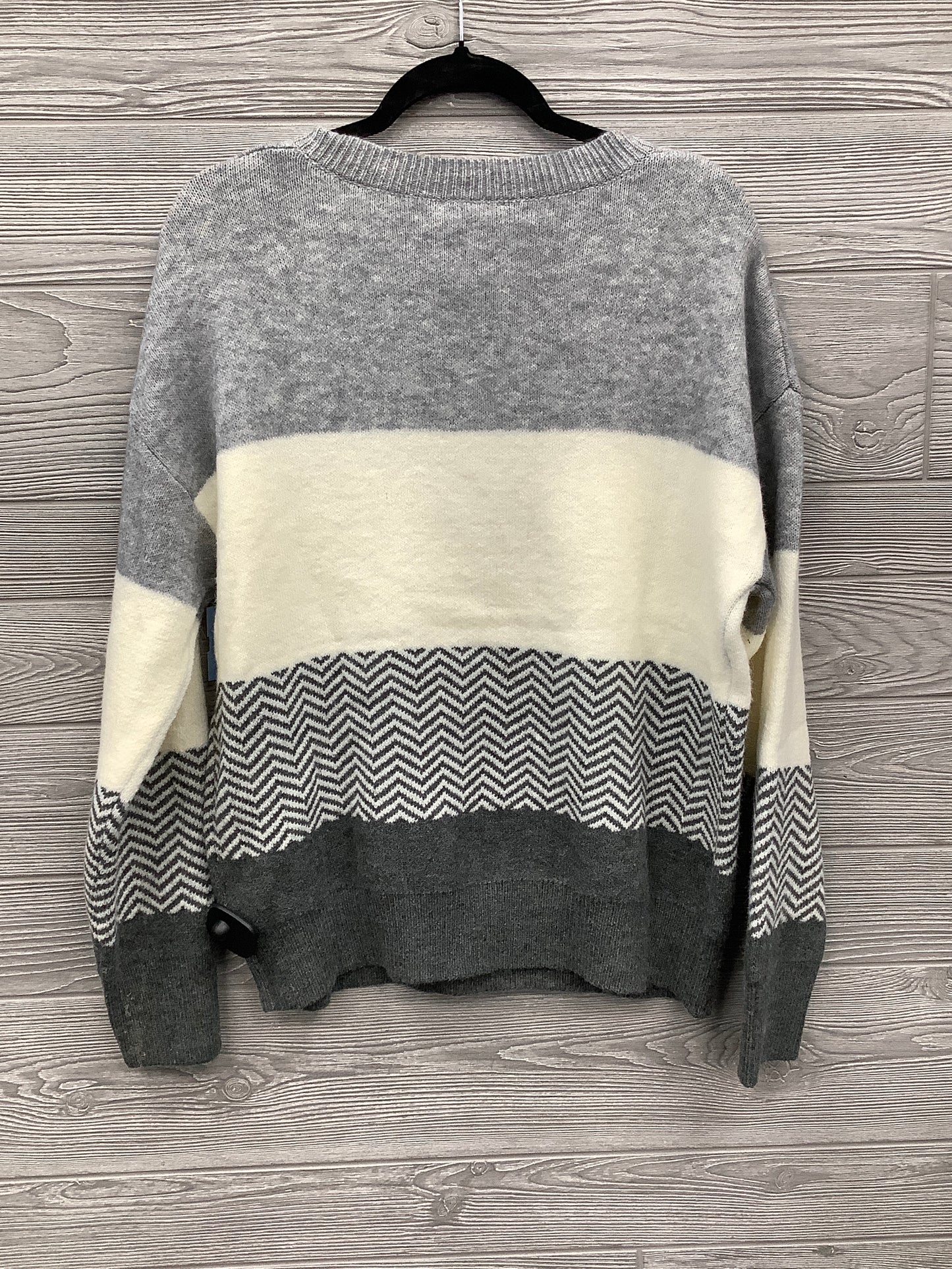 Sweater By Ee Some In Grey, Size: M