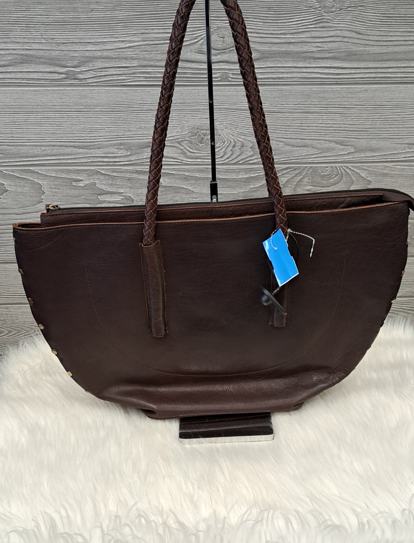 Handbag Leather By Clothes Mentor, Size: Large