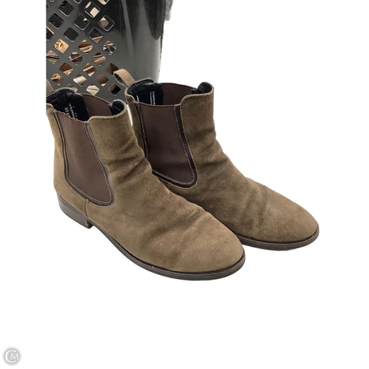 Boots Ankle Flats By Clothes Mentor In Brown, Size: 9