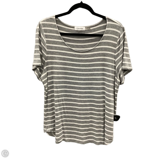 Top Short Sleeve By Calvin Klein In Grey, Size: Xl