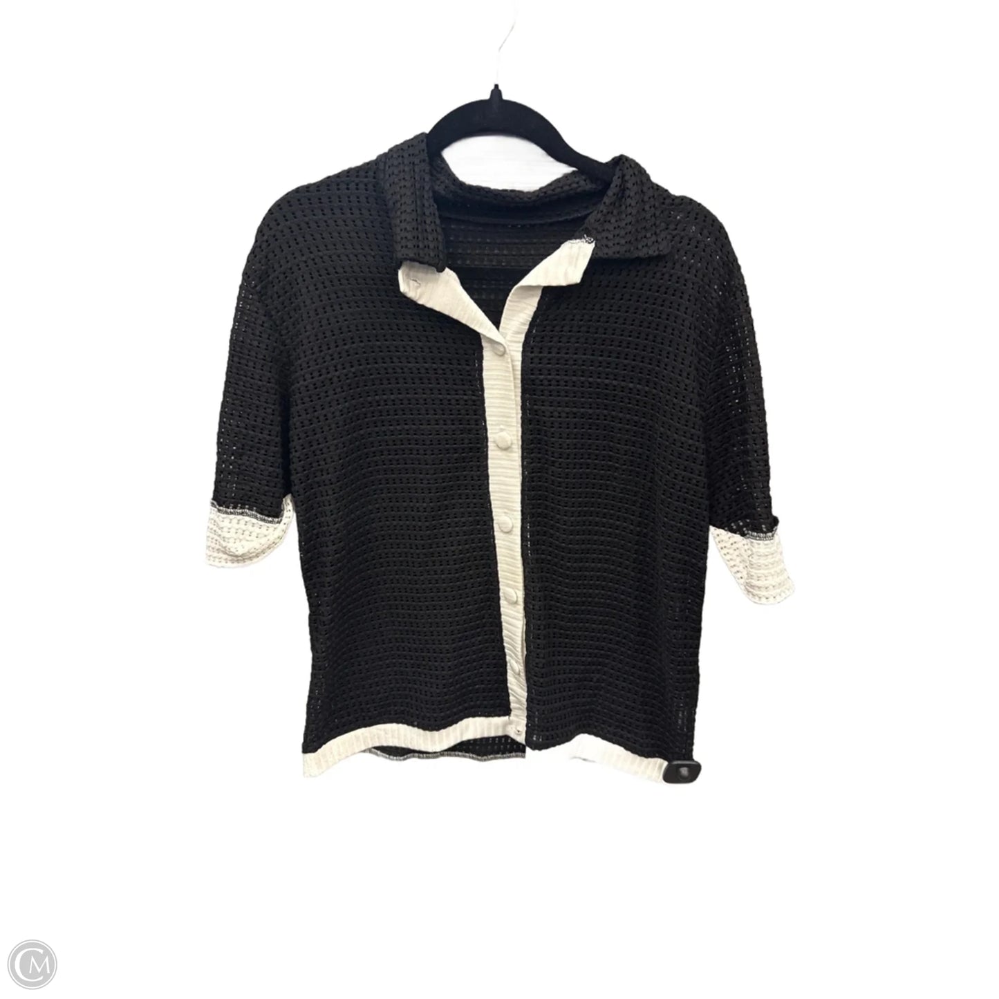 Top Short Sleeve By Clothes Mentor In Black & White, Size: L