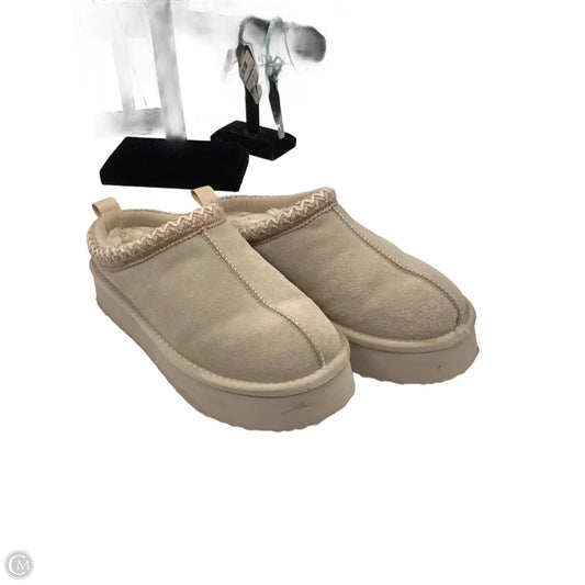 Shoes Flats By Dream Pairs In Tan, Size: 7