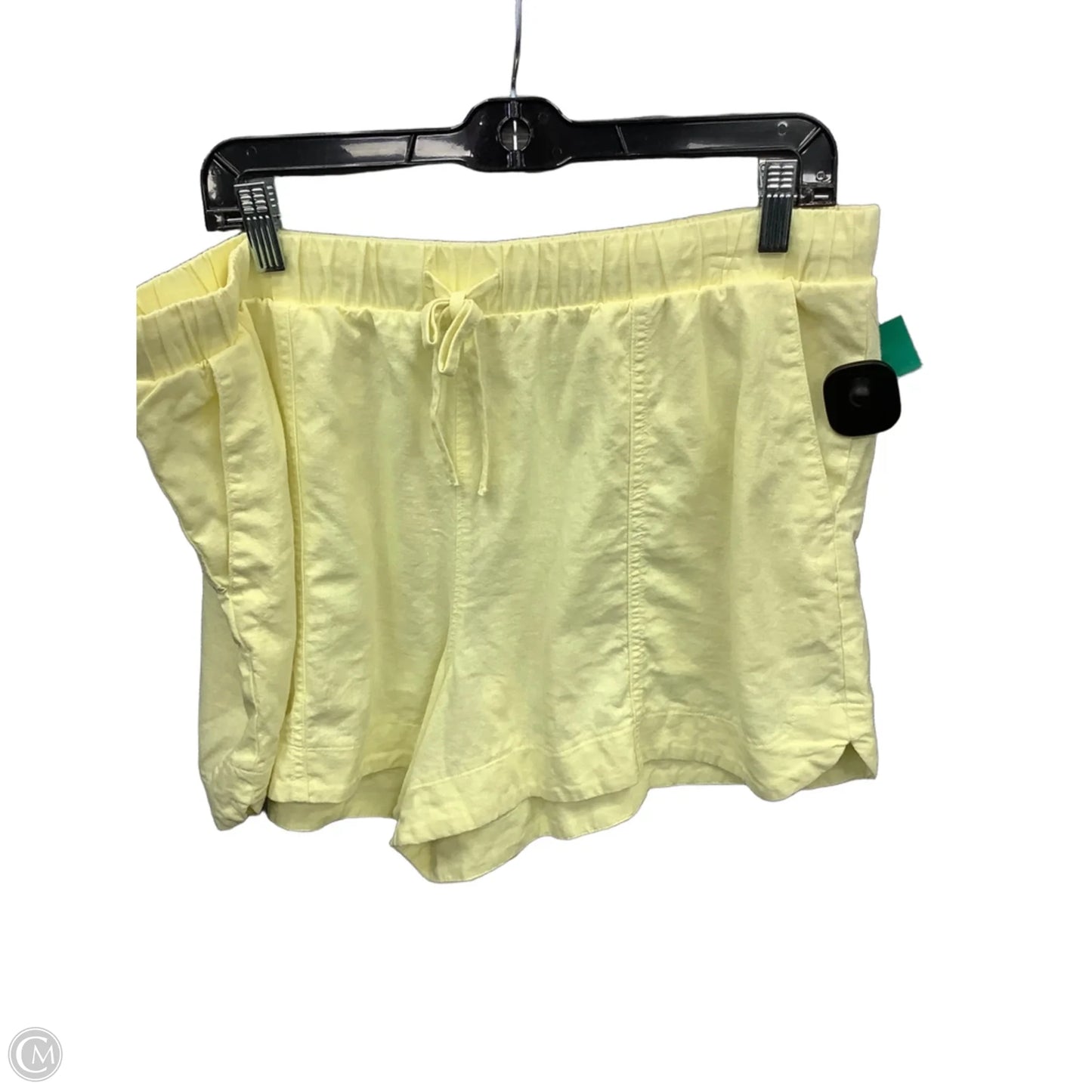 Shorts By Universal Thread In Yellow, Size: 14