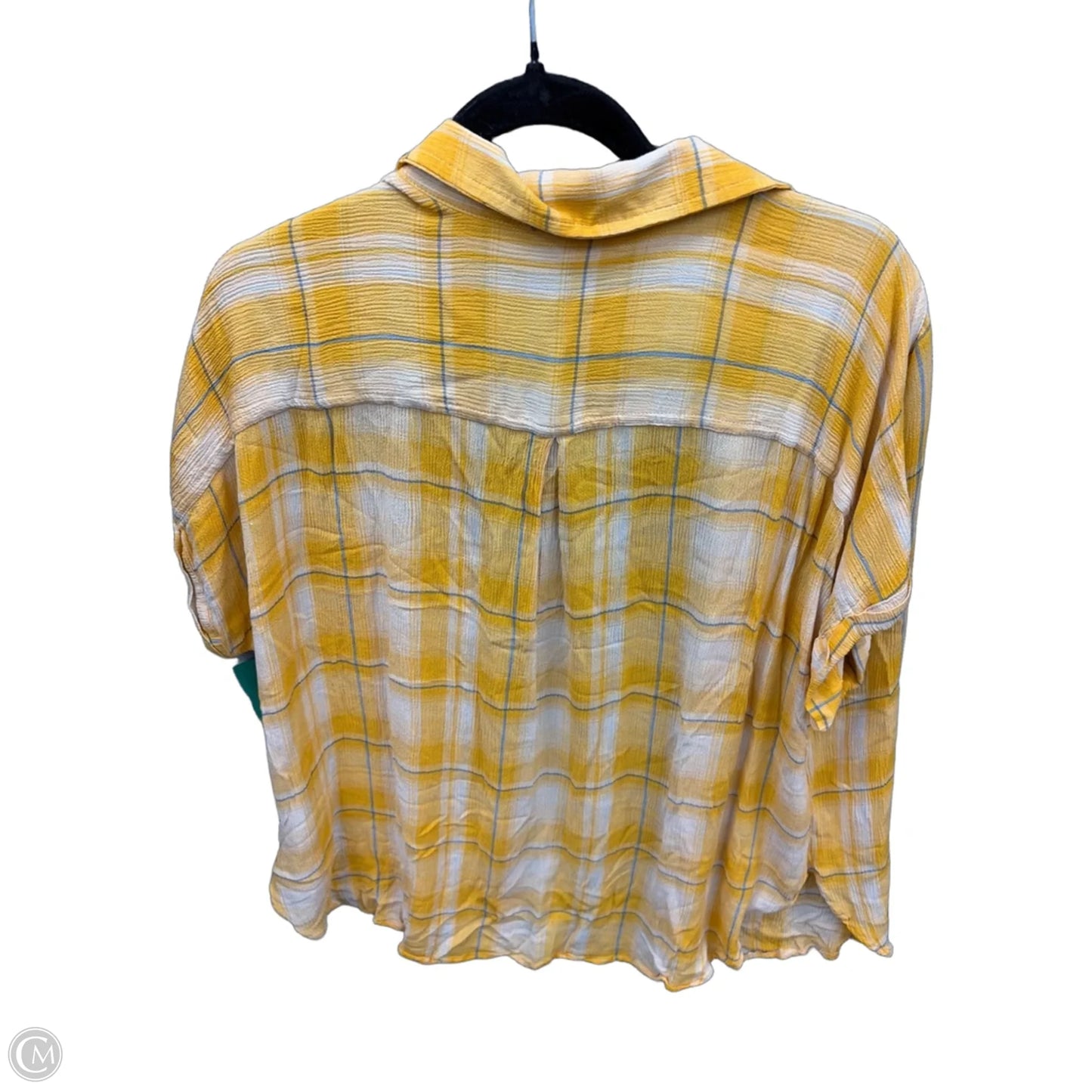 Top Short Sleeve By Maurices In Yellow, Size: Xl