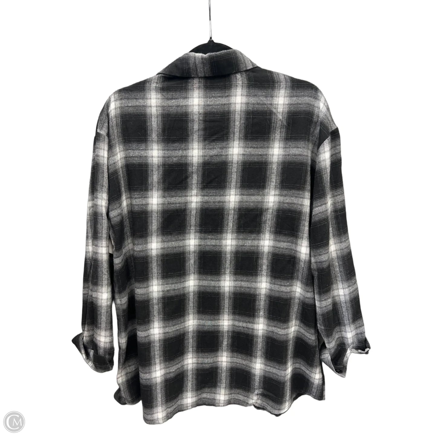Top Long Sleeve By Clothes Mentor In Plaid Pattern, Size: M