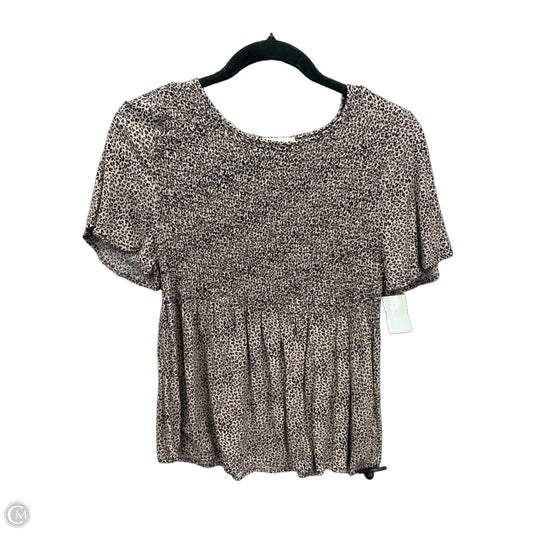 Top Short Sleeve By Urban Romantics In Animal Print, Size: L