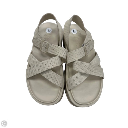 Sandals Flats By Chacos In Cream, Size: 7