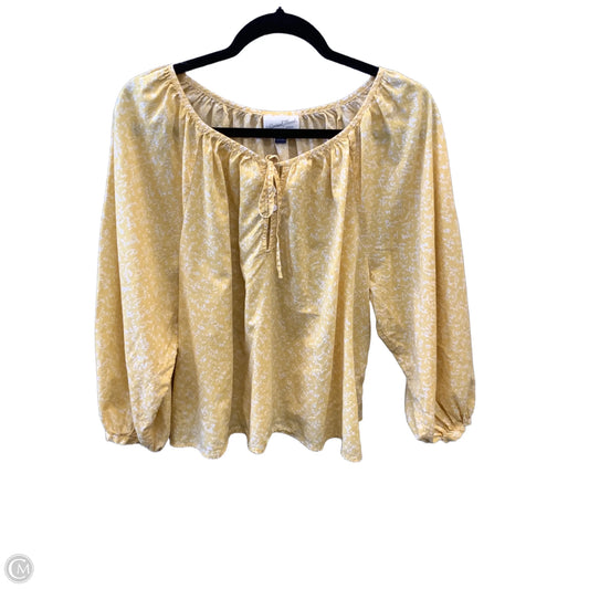 Top Long Sleeve By Universal Thread In Yellow, Size: L