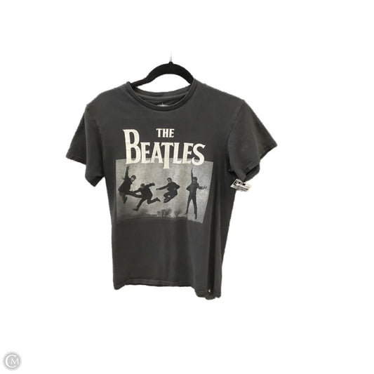 Top Short Sleeve By Clothes Mentor In Black, Size: S