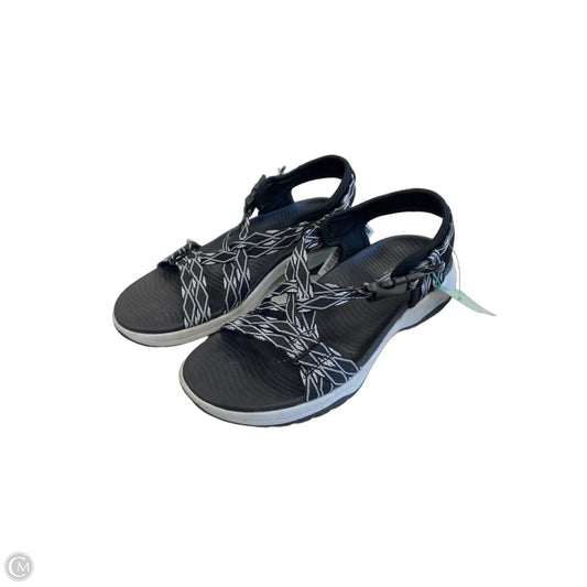 Sandals Flats By Clothes Mentor In Black, Size: 6