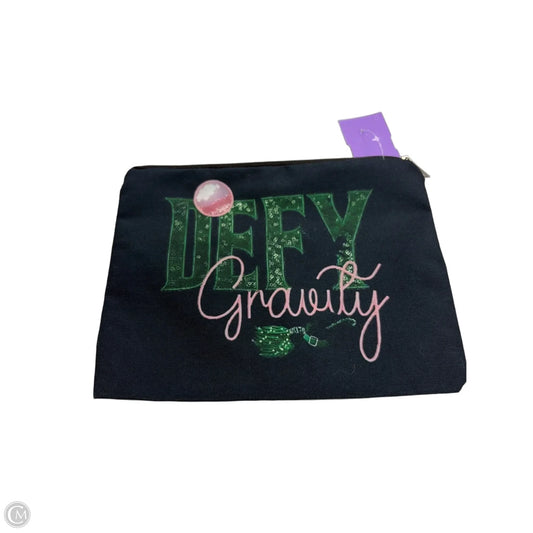 Makeup Bag By Clothes Mentor, Size: Medium