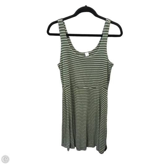 Dress Casual Short By Old Navy In Green, Size: M