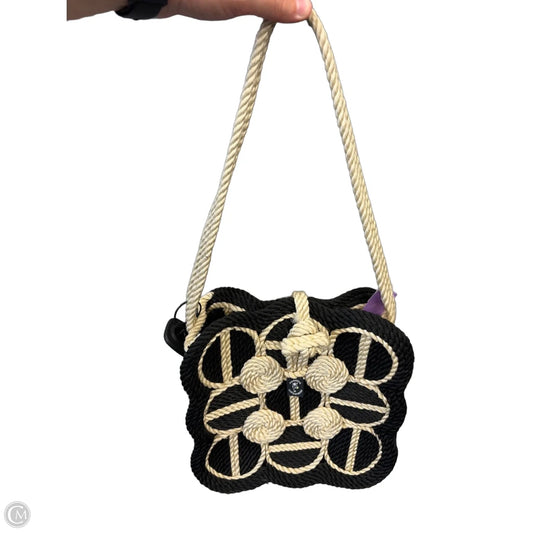 Handbag By Clothes Mentor, Size: Medium