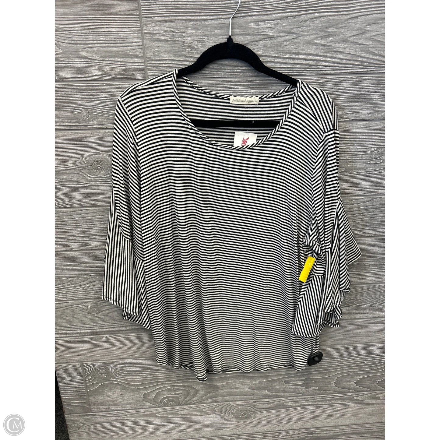 Top Long Sleeve By Pebble And Stone In Black & White, Size: 2x