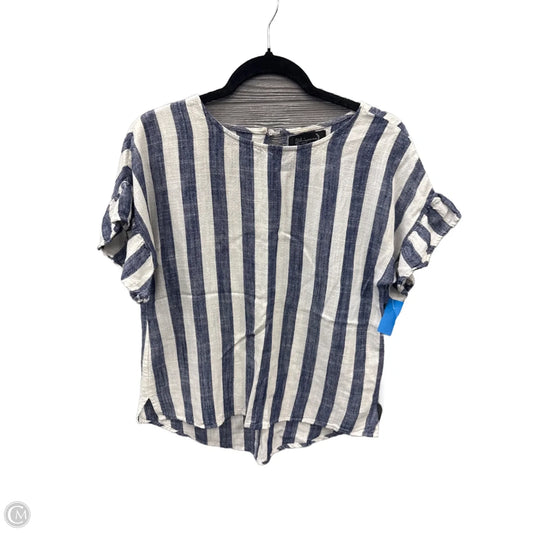 Top Short Sleeve By Clothes Mentor In Blue & White, Size: M