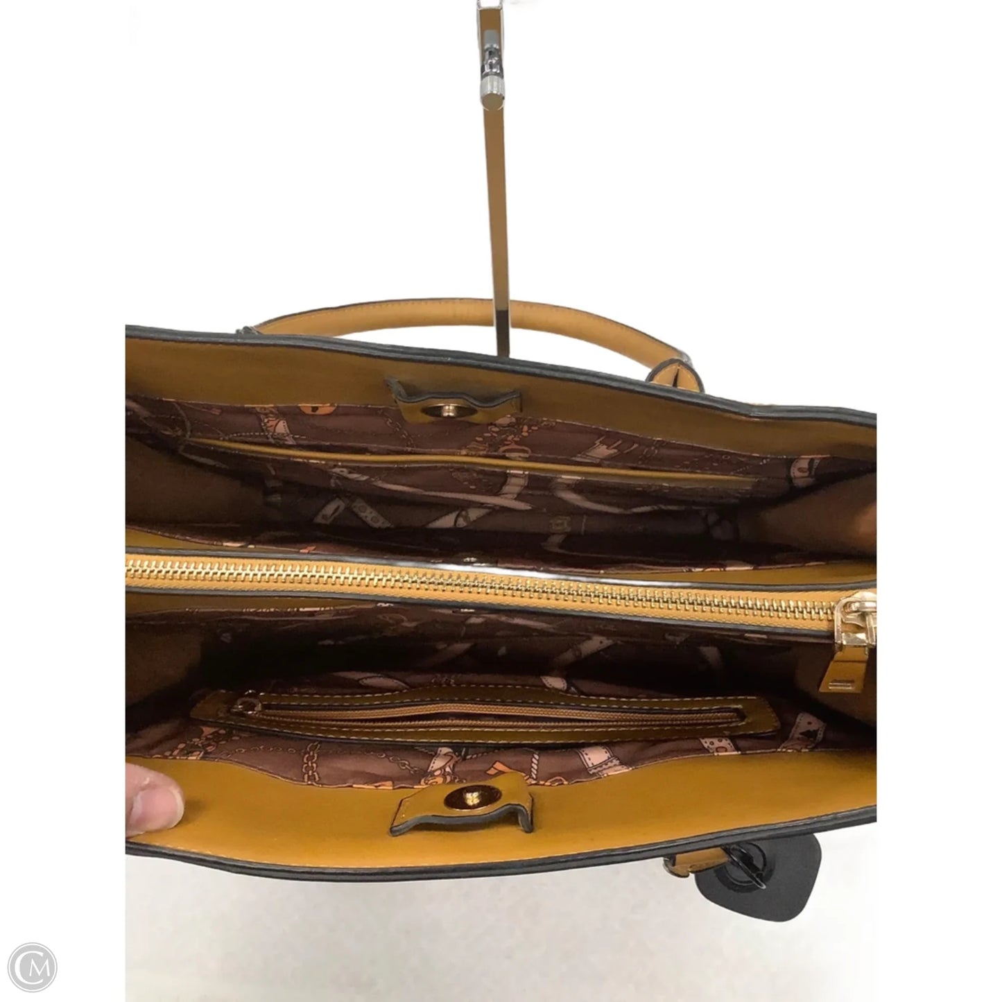 Handbag By Clothes Mentor, Size: Large