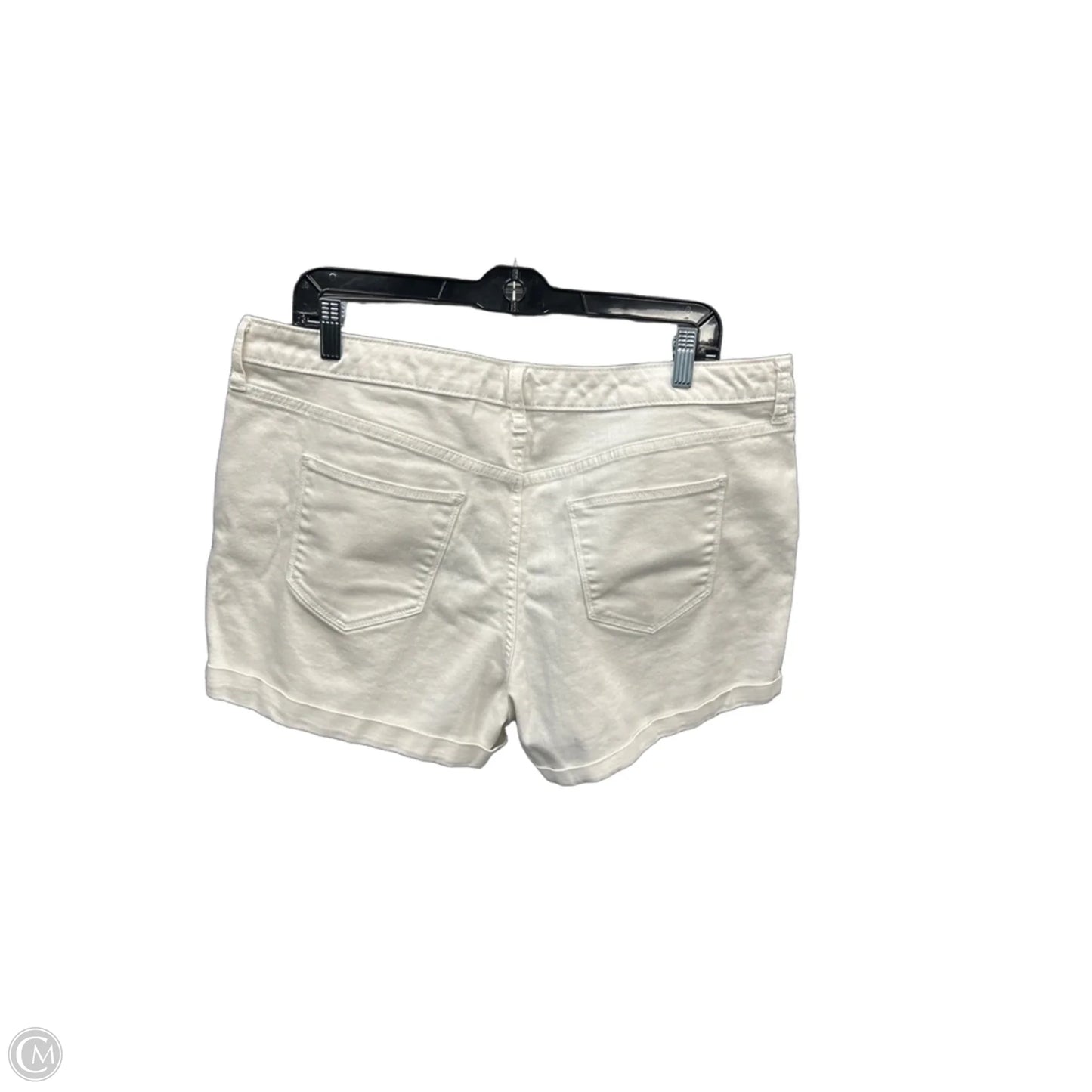 Shorts By Universal Thread In White, Size: 16